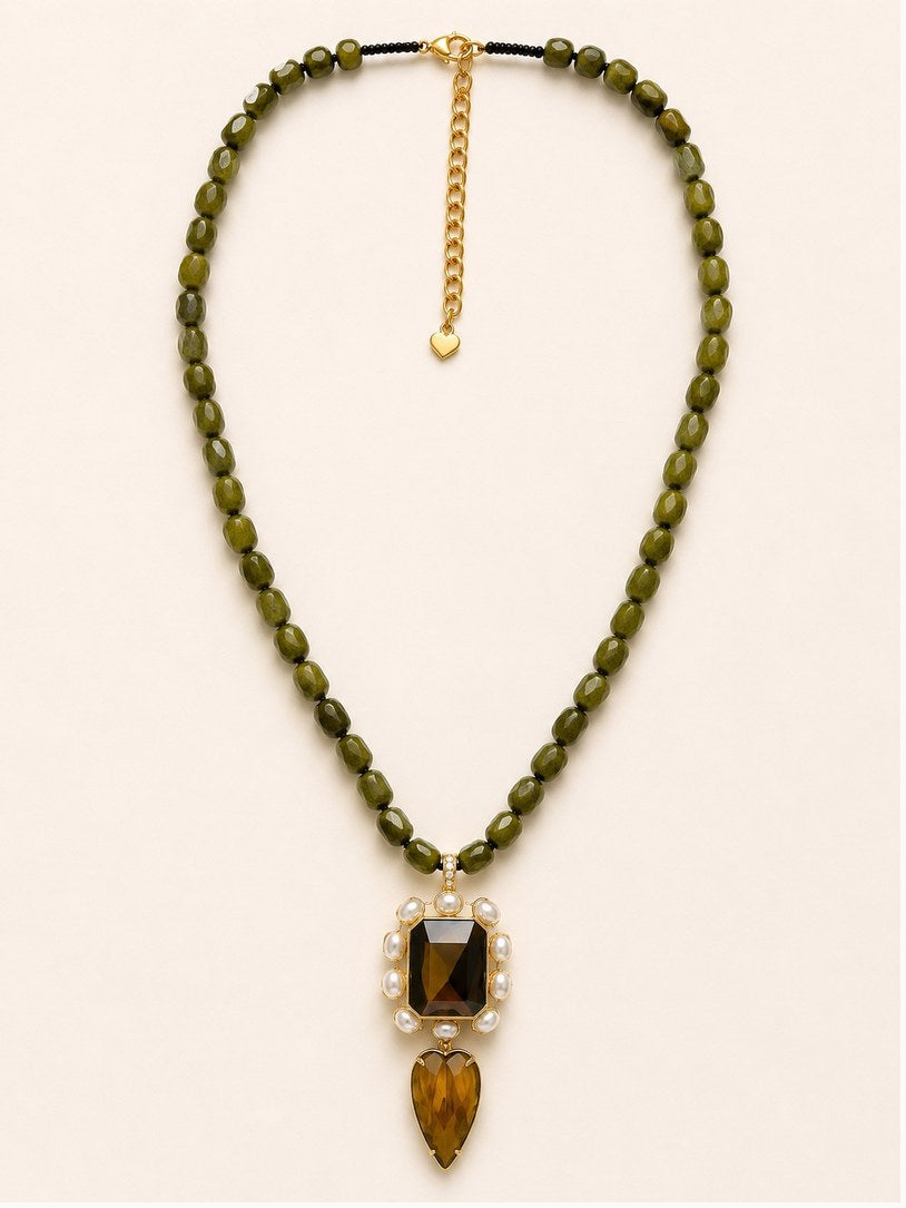 Ambre — collier plastron perles vert olive et œil de tigre
