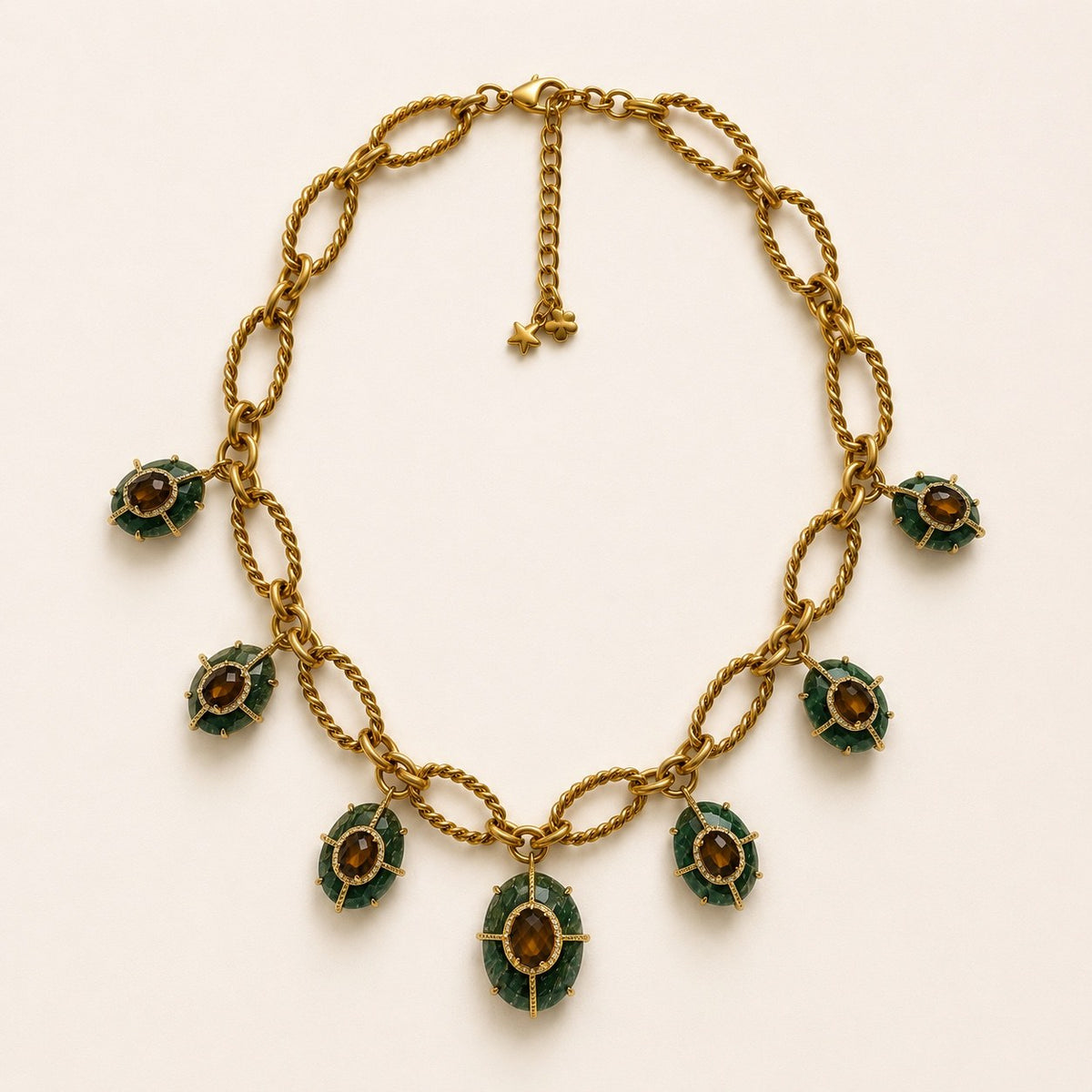 Antoinette — collier maillons dorés, agate verte et œil de tigre